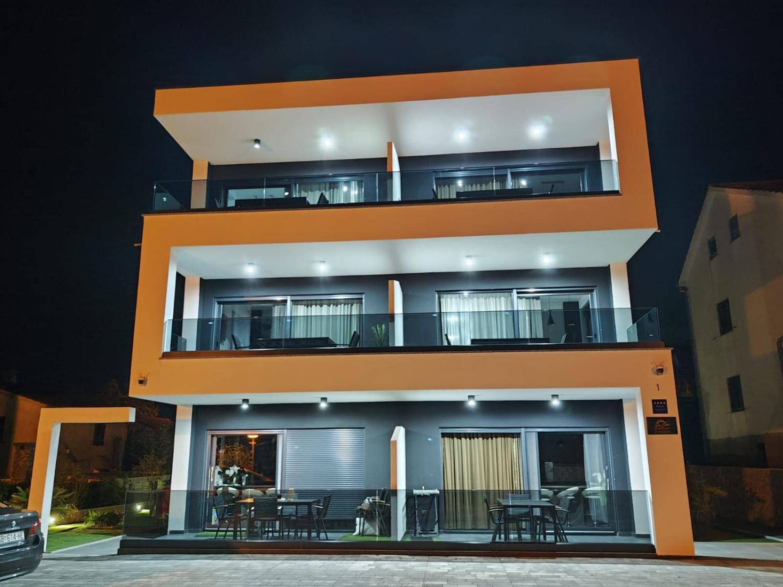 Apartment Golden Sunset *